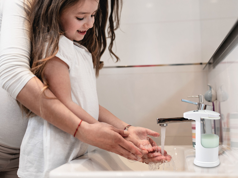 Dispenser automatico di sapone e gel igienizzante